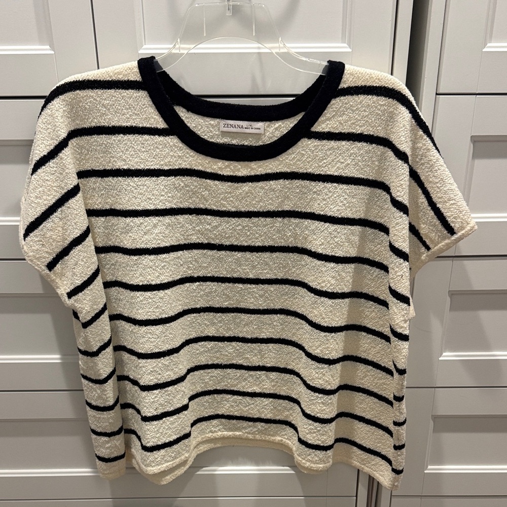 Zenana Outfitters Black and Cream Striped Short Sleeve Tee
